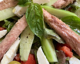 Foto del paso 3 de la receta: Ensalada de verduras, mozzarella y melva de Marisa