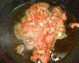Fried fish with tomatoes gravy#staplefoodrecipecontest recipe step 1 photo