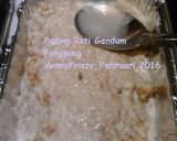 Foto langkah ke 4 dari resep Puding Roti Gandum Panggang.