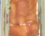 Foto del paso 3 de la receta: Sándwich 🥪 vegetal con salmón ahumado 🐟