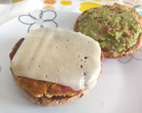 Foto del paso 4 de la receta: Hamburguesa de tofu y piquillo
