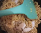 Foto langkah ke 2 dari resep Mie Panjang Umur Telur.