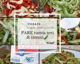 Foto langkah ke 2 dari resep Pare tumis teri dan timun.