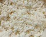 A picture of step 2 of Paneer bhurgi.