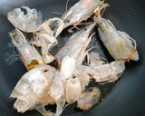Foto del paso 3 de la receta: Bacalao con langostinos