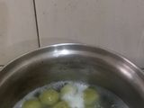 Klepon daun pandan asli