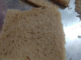 Bread and daal instant piza