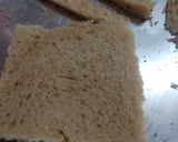 A picture of step 1 of Bread and daal instant piza.