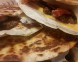 Foto del paso 11 de la receta: Hueraz♡ Quesadilla Burger =)