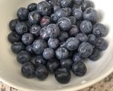 Une image de l'étape 1 de Muffins myrtilles 🫐🫐à ma façon 🫐🍒🍓🍇🍉🍋🍎.