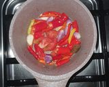 Foto langkah ke 6 dari resep Ayam Goreng Ketumbar Sambal Bawang.