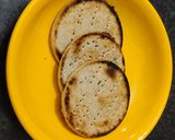 બિસ્કિટ ભાખરી (Biscuit Bhakhri Recipe In Gujarati) રેસીપી સ્ટેપ2ફોટો