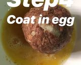 A picture of step 2 of Scotch egg.