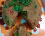 A picture of step 4 of Rava upma.