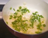 Foto del paso 3 de la receta: Patatas con sepia y almejas