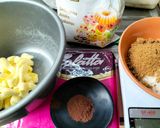 Foto langkah ke 1 dari resep Chewy and Soft Monster Cookies with Dark Choco.