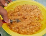 Foto langkah ke 1 dari resep Bolu pisang kukus (no mixer, no ribet, bahan mudah di dapat).