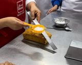 Foto del paso 8 de la receta: Cake de Chispas de Chocolate - Batido Pesado