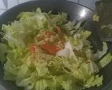 Foto langkah ke 5 dari resep Tumis Sawi Putih, Wortel & Telur.