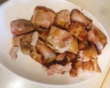 秋葵蒜片炒雞腿肉的食譜步驟4照片