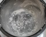 Foto langkah ke 4 dari resep Bolu Pandan gampang banget tanpa mixer dan oven.