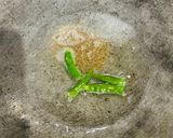 A picture of step 2 of Namkeen Seviyan (vermicelli).