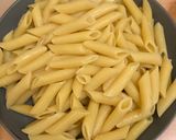 Foto langkah ke 5 dari resep Penne Egg Bolognese Pasta.