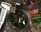 Foto del paso 2 de la receta: Tomates rellenos con pesto (Me embarcaré en tu perfumada intimidad)