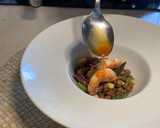 Foto del paso 6 de la receta: Ensalada de lentejas con langostinos