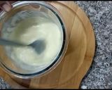 A picture of step 4 of Egg paratha.