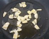 Foto del paso 3 de la receta: Nidos de pasta con espinacas y huevo poché