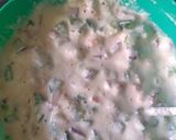 A picture of step 1 of Flower semolina chilla.