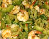 Foto langkah ke 4 dari resep Tumis pare udang.