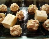 A picture of step 11 of Taisen's crab stuffed mushrooms.