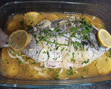 Foto del paso 4 de la receta: Pescado al horno con patatas y cebolla 🐟 🥔 🧅