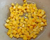 Foto del passaggio 3 della ricetta Fusilli crema di zucca con stracciatella e granella di pistacchi