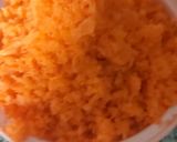 A picture of step 1 of Gajar ka Halwa.