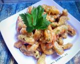 Foto langkah ke 4 dari resep Buncis Tepung Saus Telor Asin.