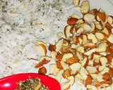 बेसन के दानेदार लड्डू (Besan ke danedar ladoo recipe in hindi) रेसिपी चरण 3 फोटो