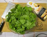 Friss kerti saláta 🥗 parmezánnal 🧀 és könnyű citromos öntettel 🍋 recept fázis 5 fotója