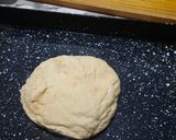 Foto del paso 2 de la receta: Pizza mitad anchoas, mitad olivas negras