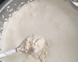 Foto langkah ke 1 dari resep Bolu Kukus Semangka.