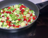 Foto del paso 1 de la receta: Tortilla de verduras y anchoas