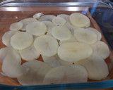 Foto del paso 2 de la receta: Bacalao al horno, con patatas y cebolla