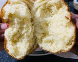 A picture of step 5 of Fluffy White-line Donuts.