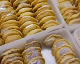 Foto langkah ke 8 dari resep Pastel Isi Ayam & Sayur.