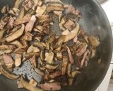 A picture of step 3 of Stir fry beef noodles.