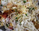 A picture of step 5 of Cabbage matar curry.