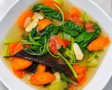 Foto langkah ke 4 dari resep Sayur Bening Bayam Wortel.