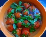 Foto langkah ke 1 dari resep 🍓Korean Strawberry Milk.